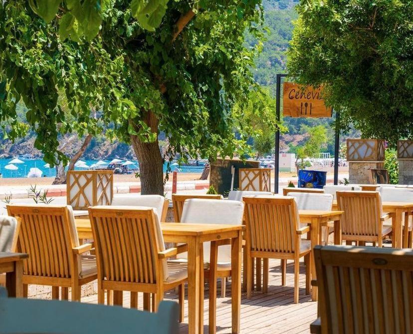 Ceneviz Hotel Adrasan Exteriör bild