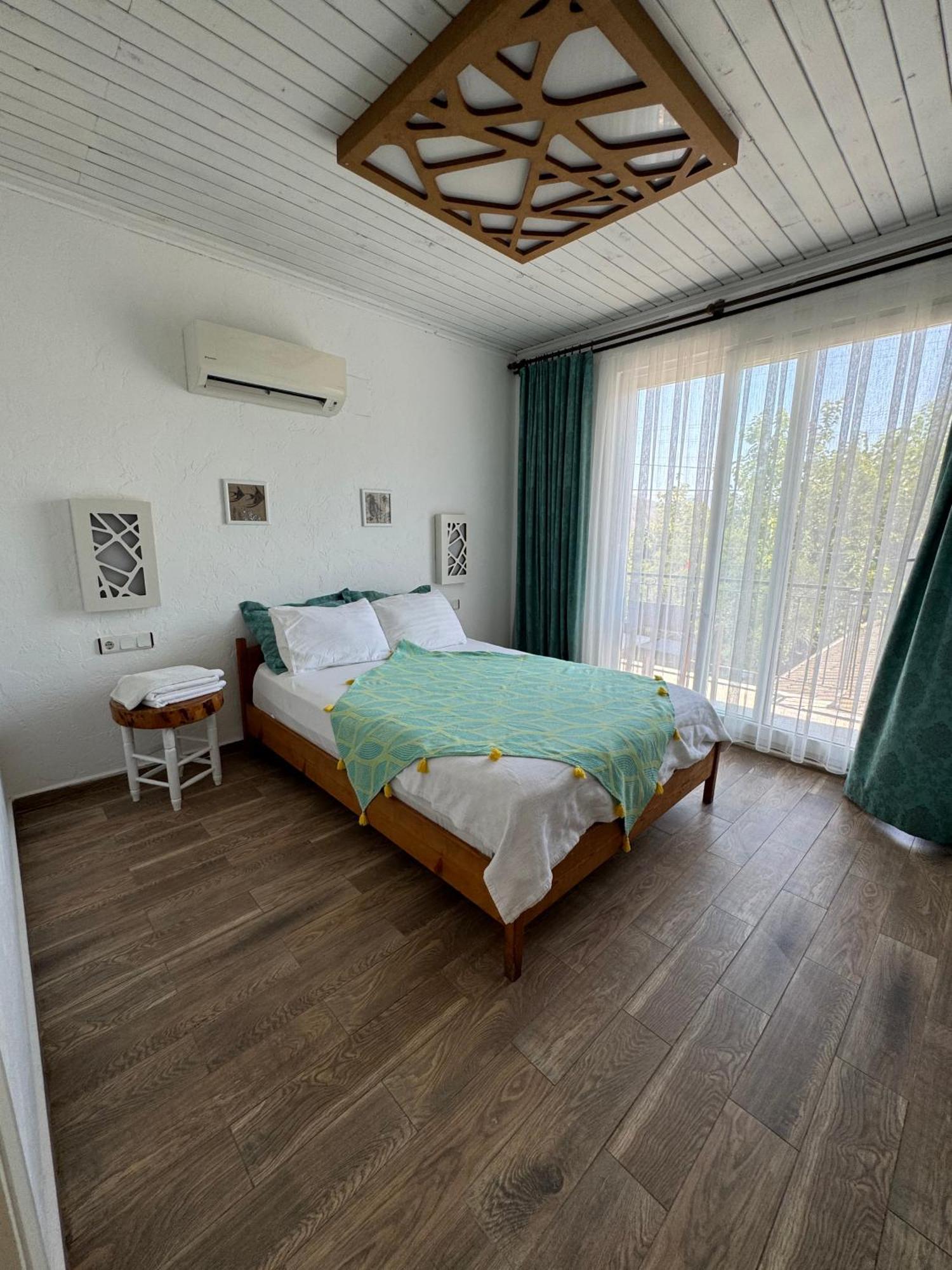 Ceneviz Hotel Adrasan Exteriör bild